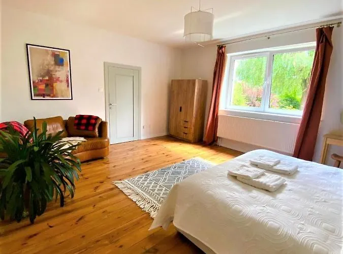 Szelag - Z Dwiema Sypialniami I Tarasem Poznań